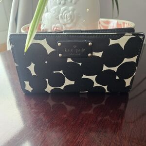 Kate Spade Black and White Printed Wallet